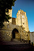 Evora - La cattedrale di Santa Maria (S). 